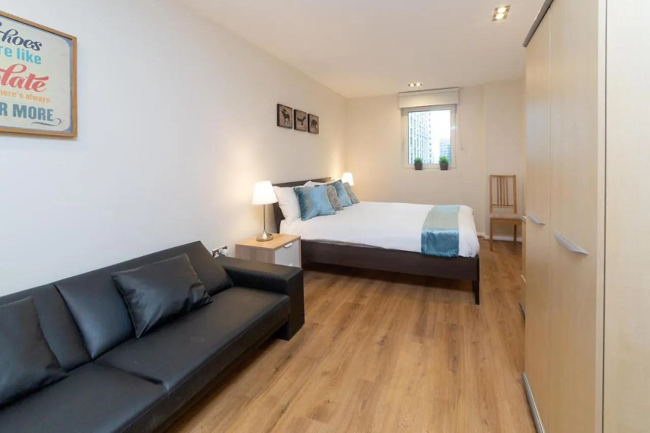 Royal Crossharbour Apartment London